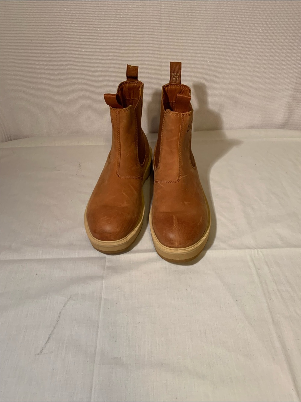 Sorel Women's Hi-Line Chelsea boot is 9,5
